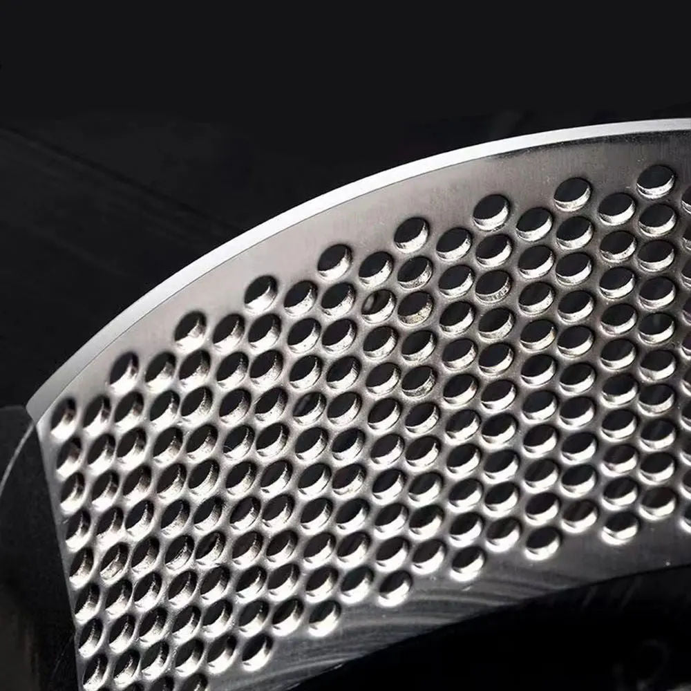 Garlic press crusher