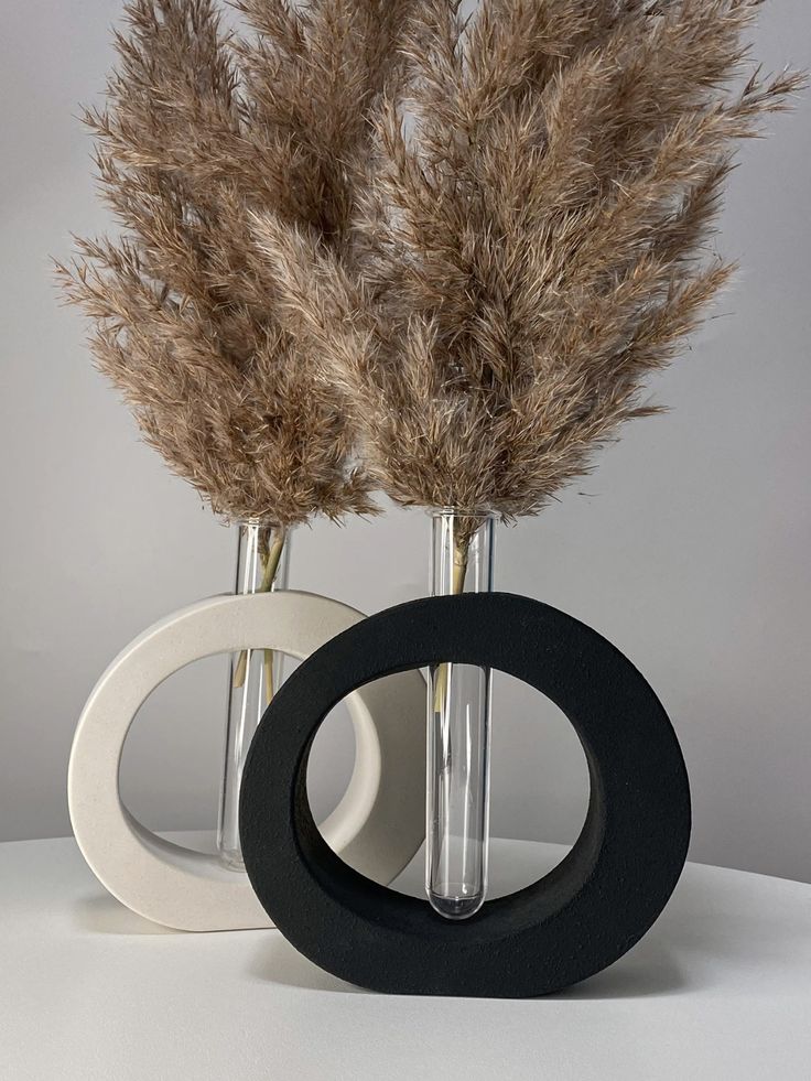 Modern Doughnut Vase Oval Shape