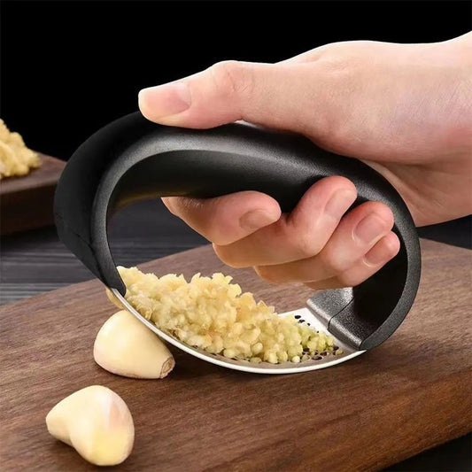 Garlic press crusher